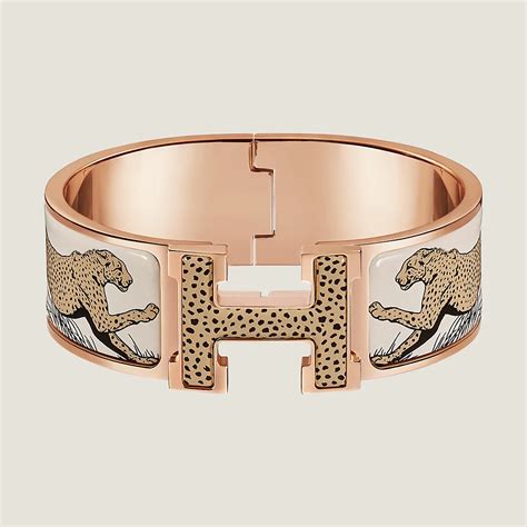 hermes guepards bracelet|hermes h bracelet size guide.